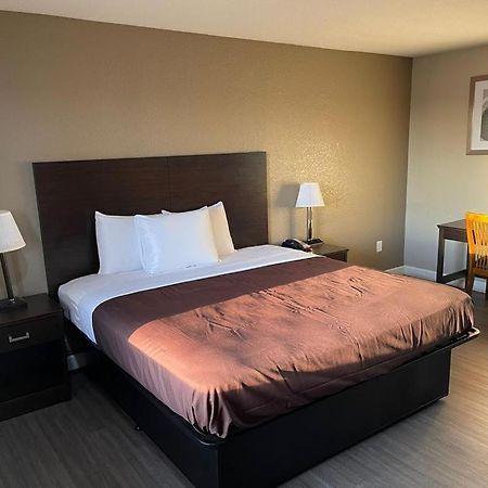 Suburban Studios Columbia - Harbison Extérieur photo