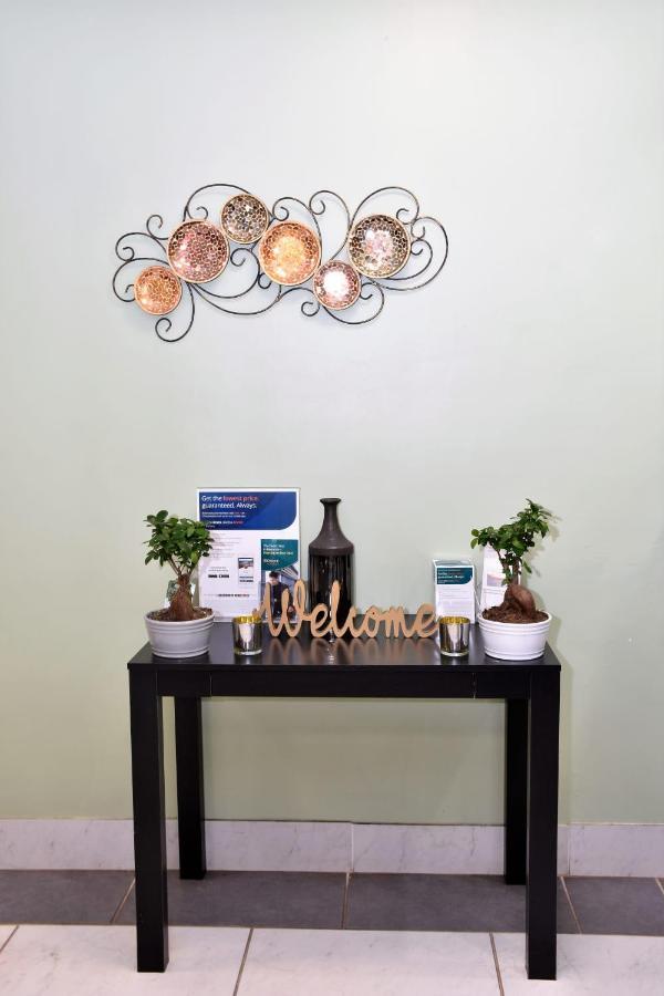 Suburban Studios Columbia - Harbison Extérieur photo